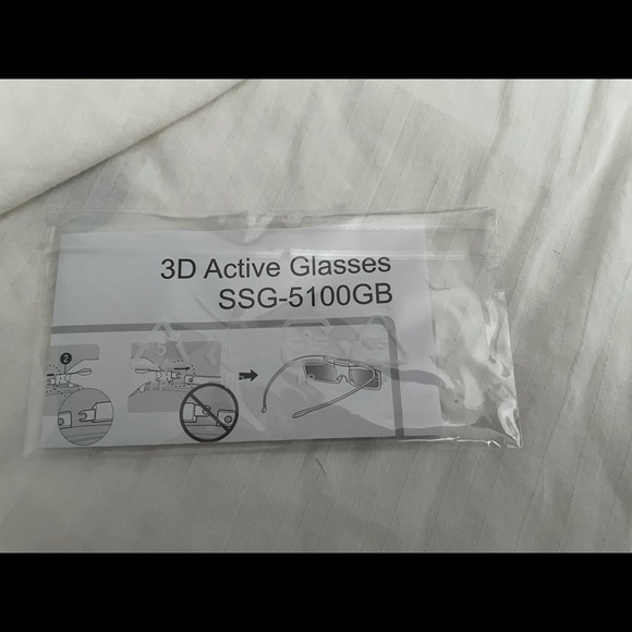 3D Glasses - set of 2 - Picture 3 of 5